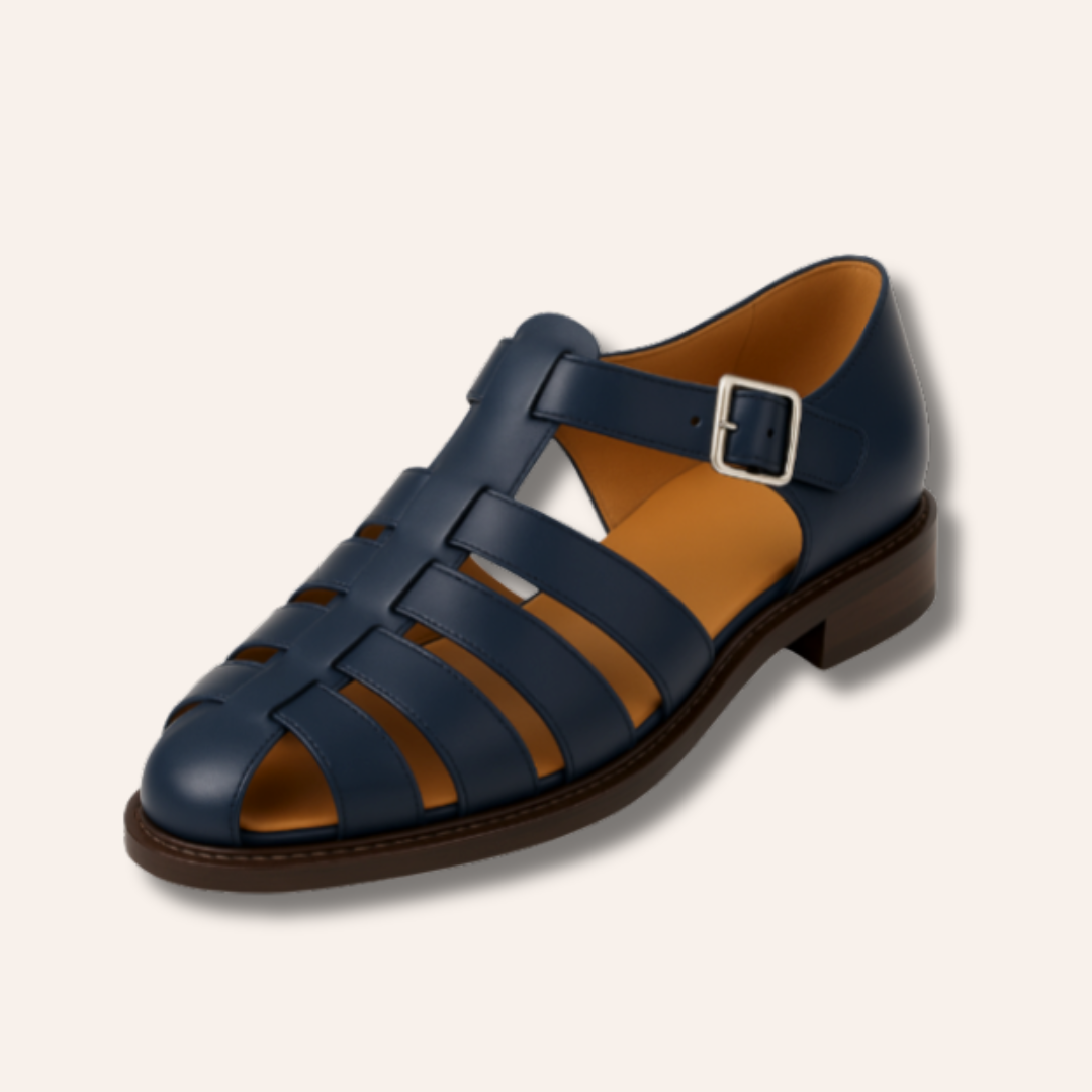 Moore | Closed Sandal With Strap