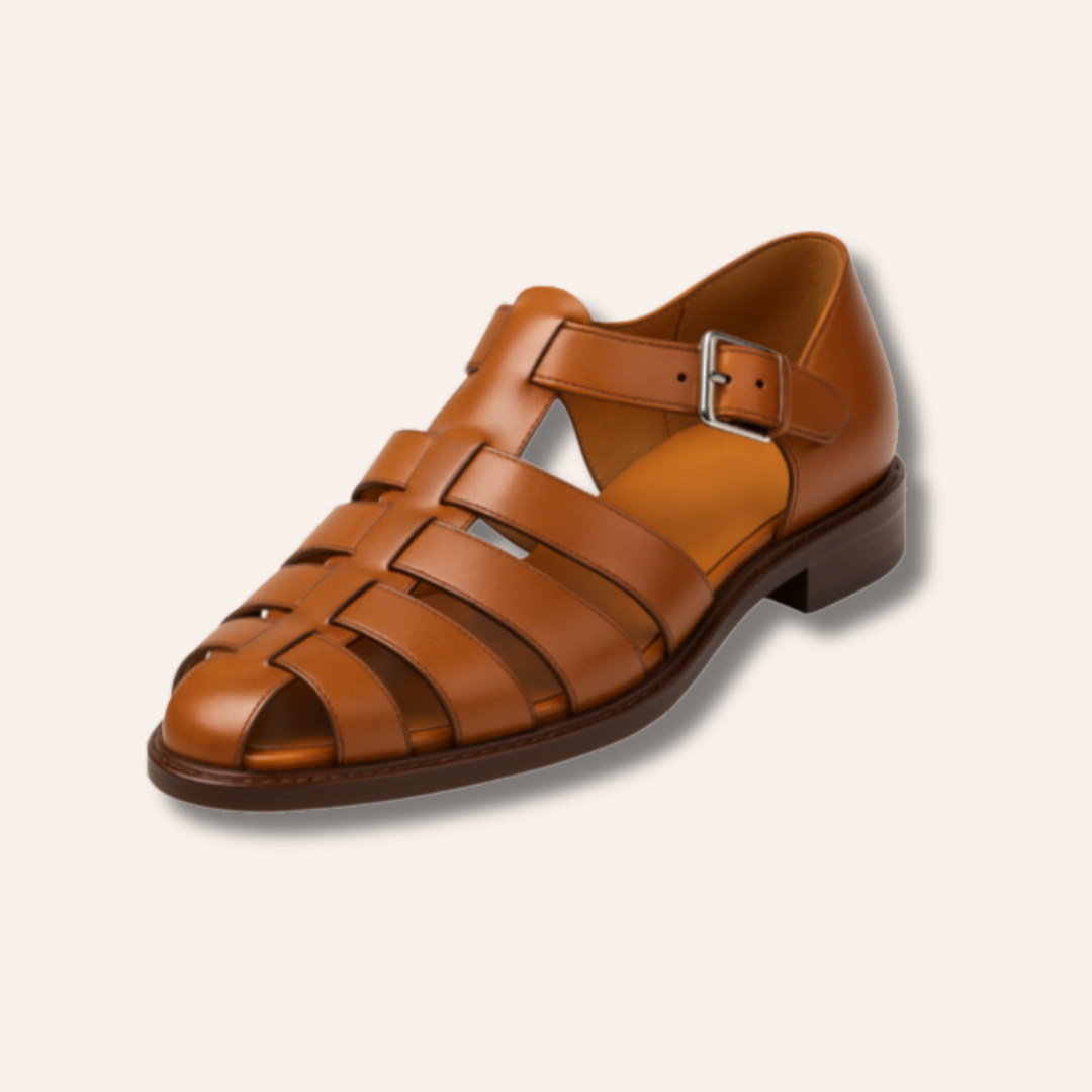Moore | Closed Sandal With Strap