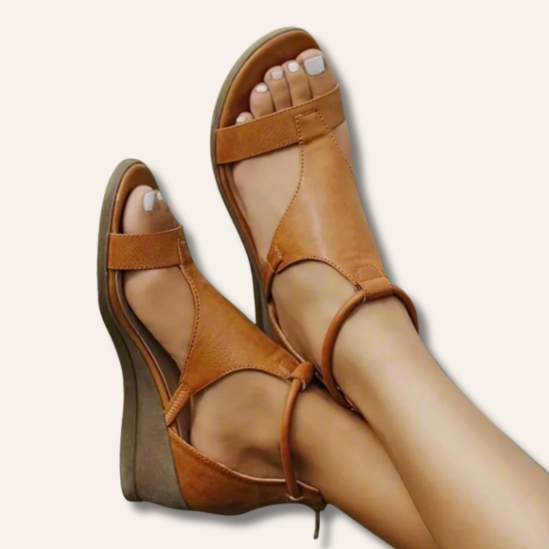 Moore | Premium Feel Sandals