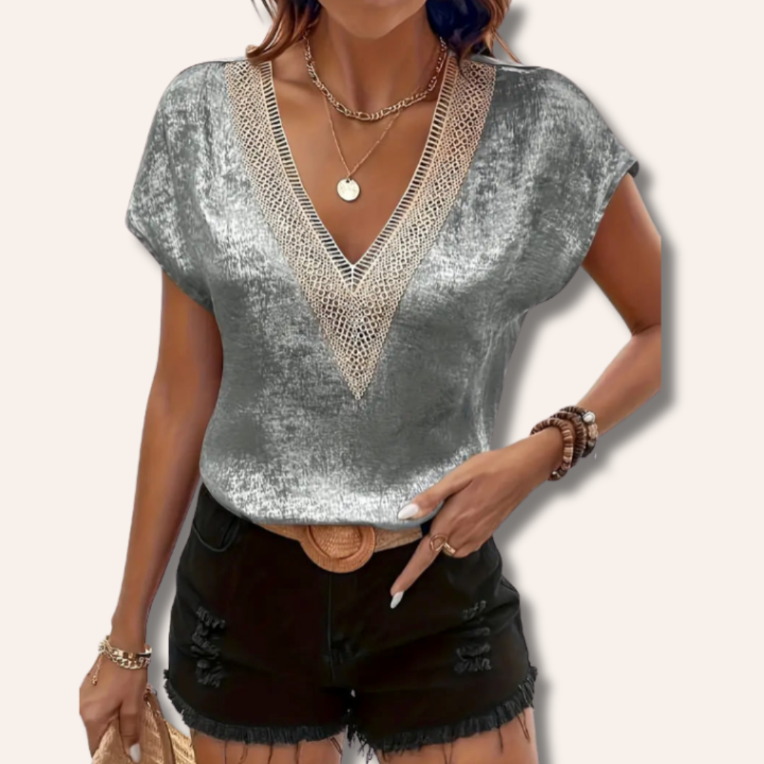 Moore | Vintage V-Neck Blouse