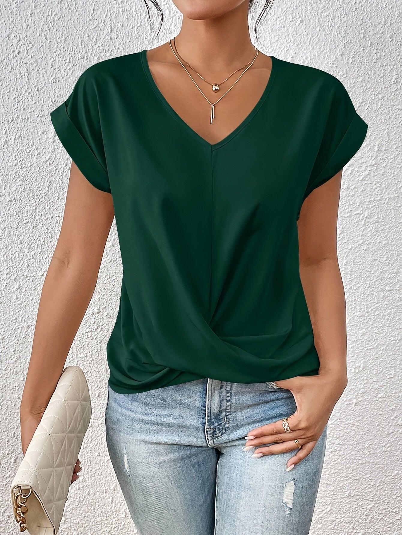 Moore | Elegant V-Neck Top