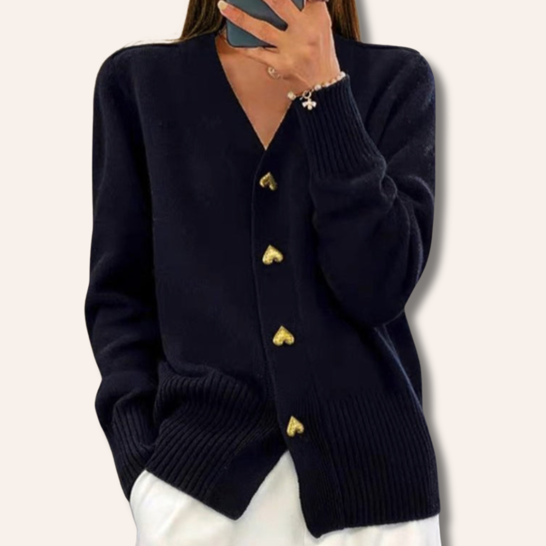 Moore | Elegant Heart Button Cardigan