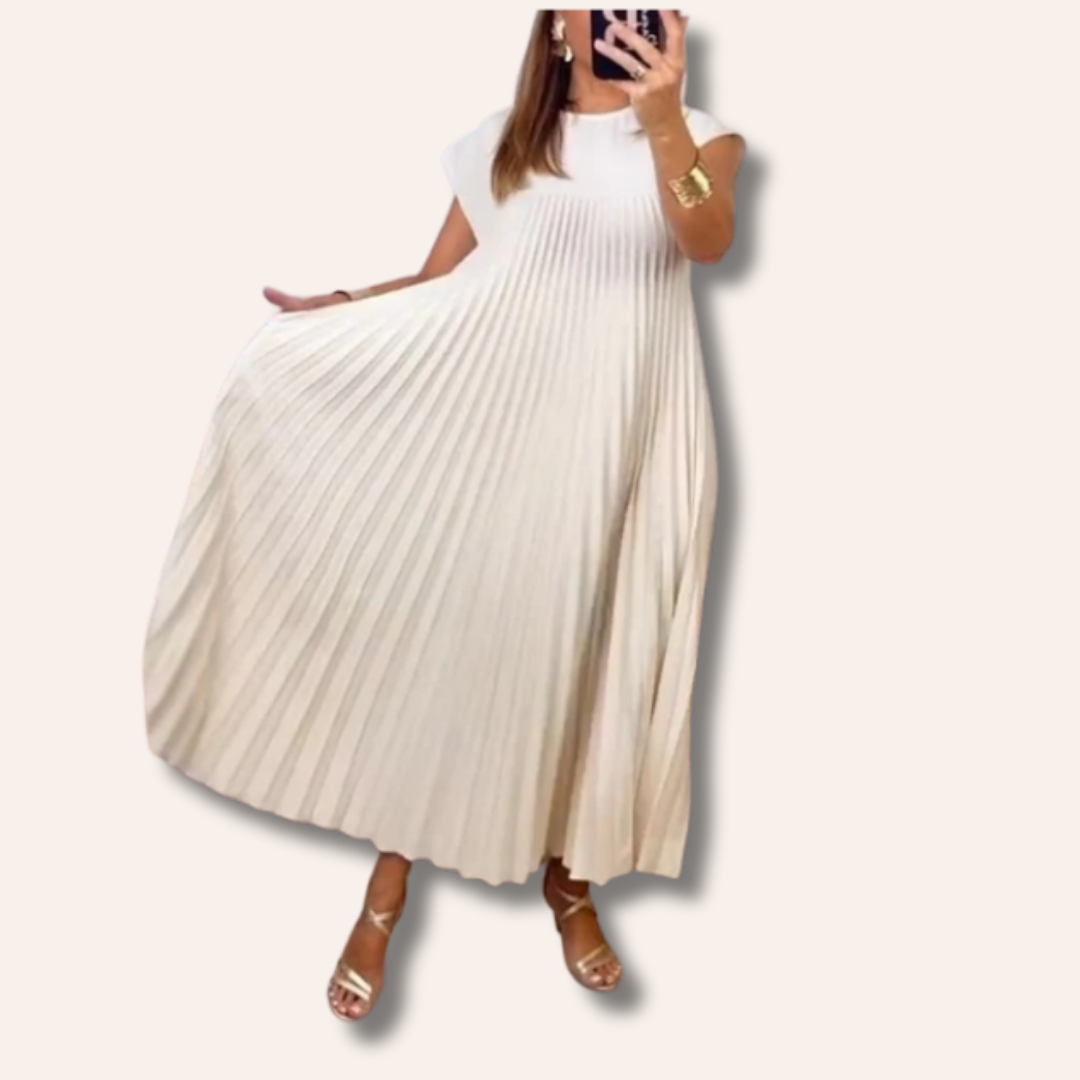 Moore | Timeless and Comfortable Dress