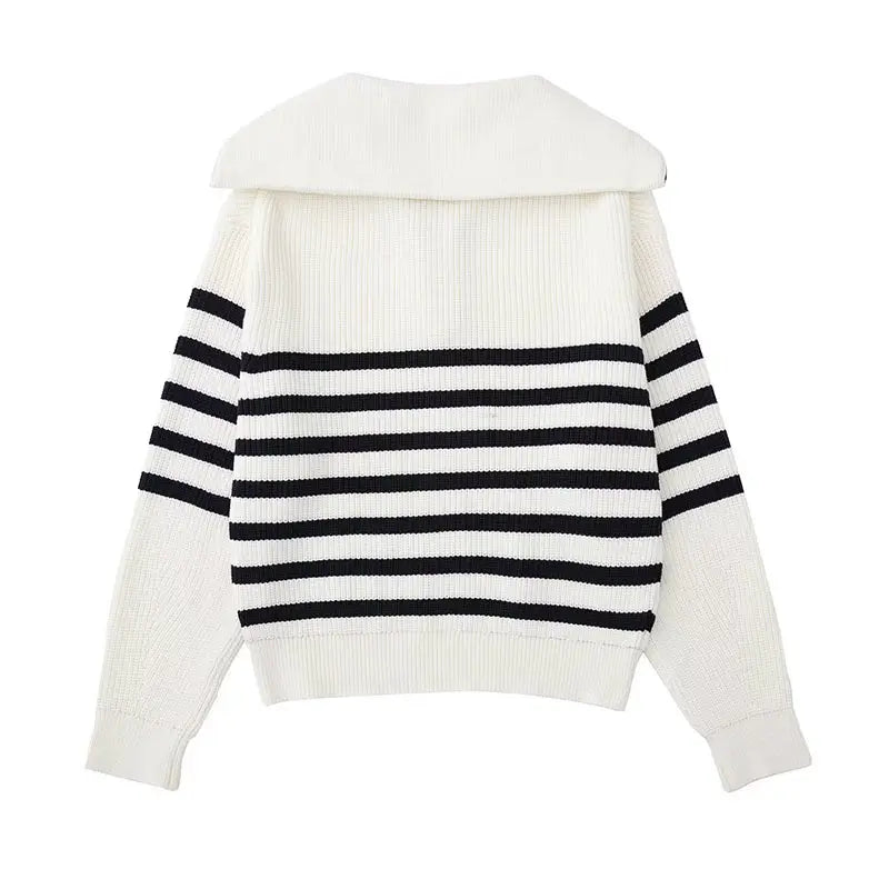 Moore | Striped Zippered Pull