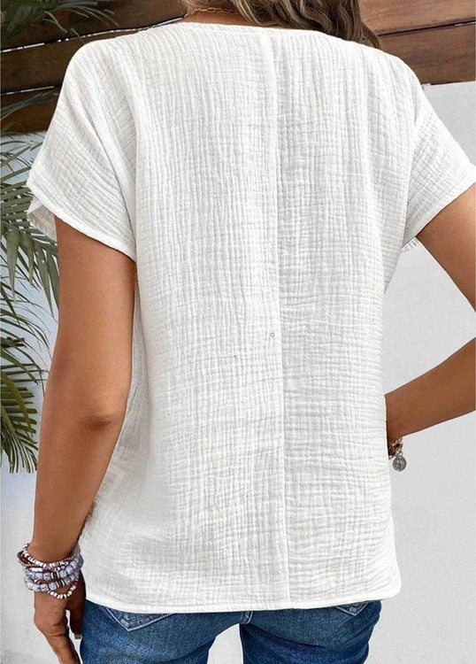 Moore | Chic Summer Blouse