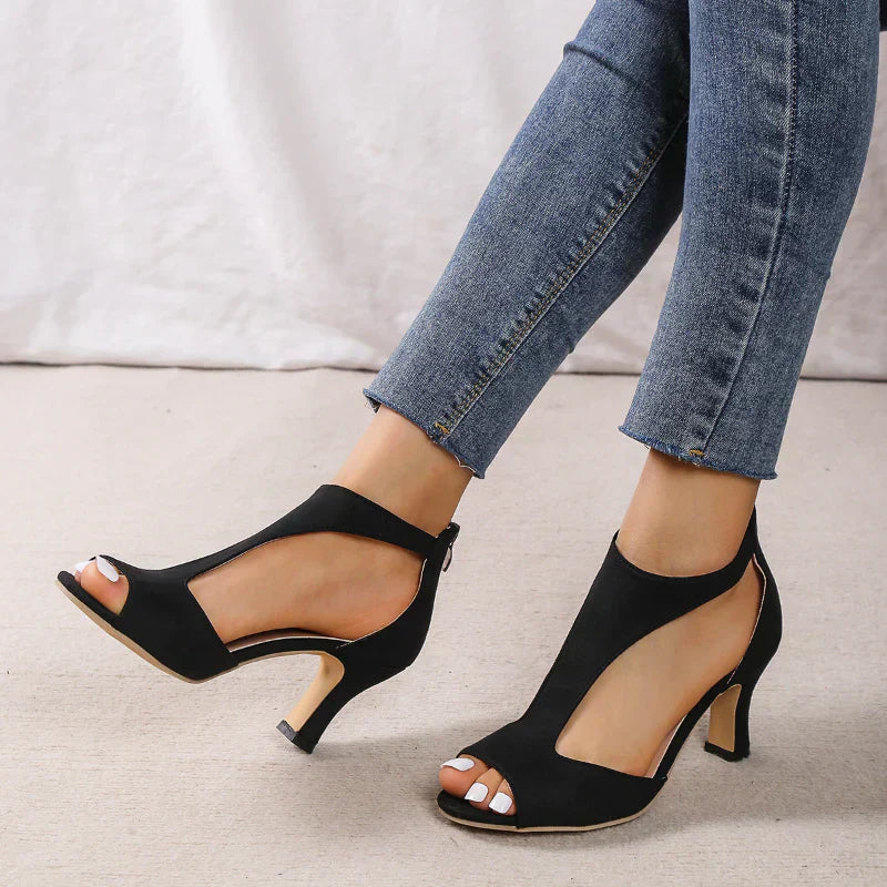 Moore | Avalance Heels