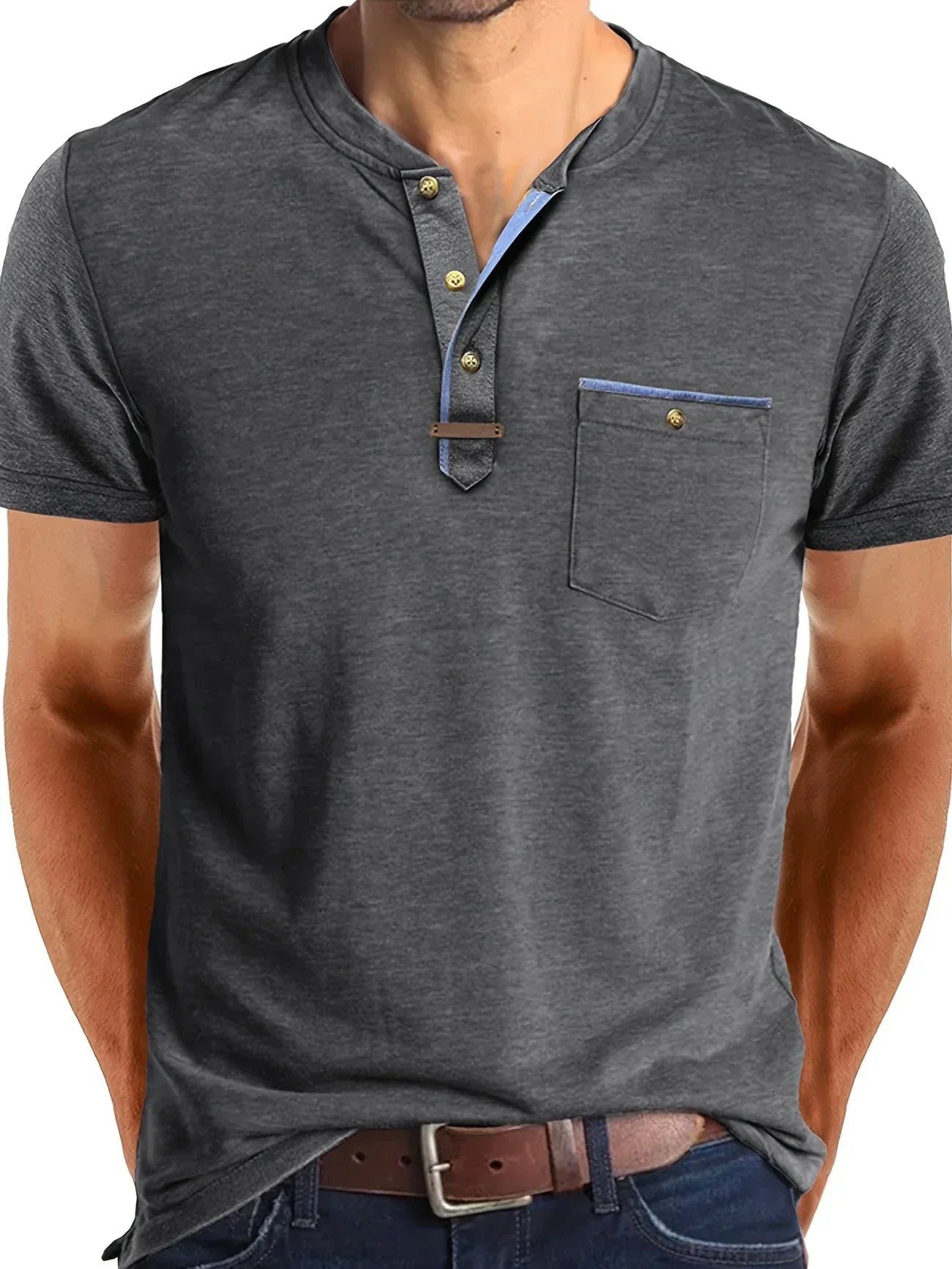 Moore | Elegant Round Neck T-shirt with Pocket