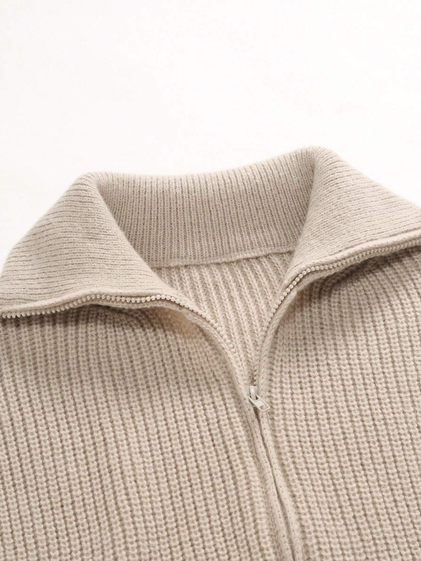Moore | Zipped Cardigan
