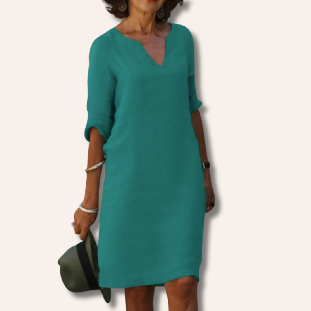 Moore | Dress with V-Neck and 3/4 Sleeves