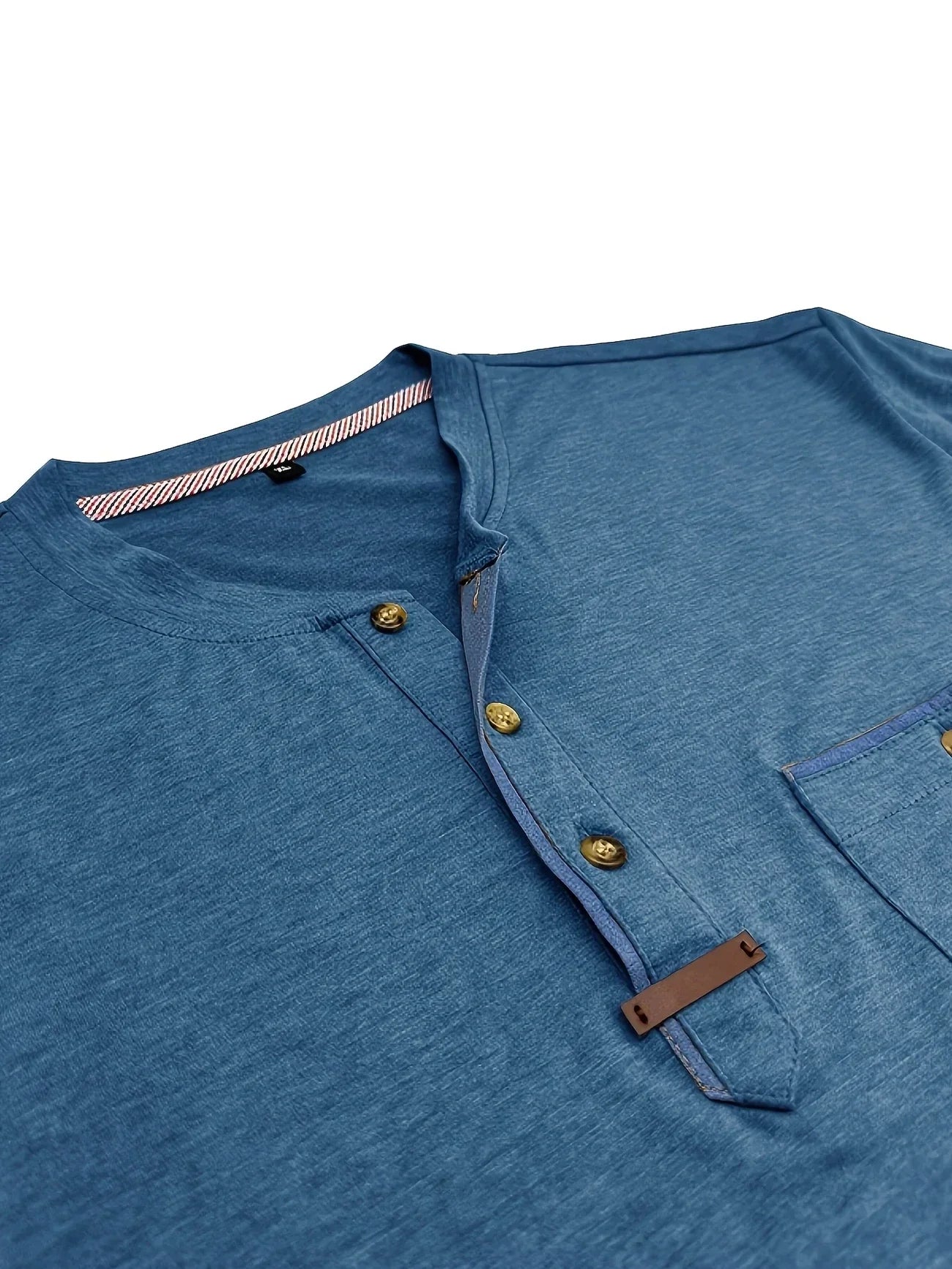 Moore | Elegant Round Neck T-shirt with Pocket