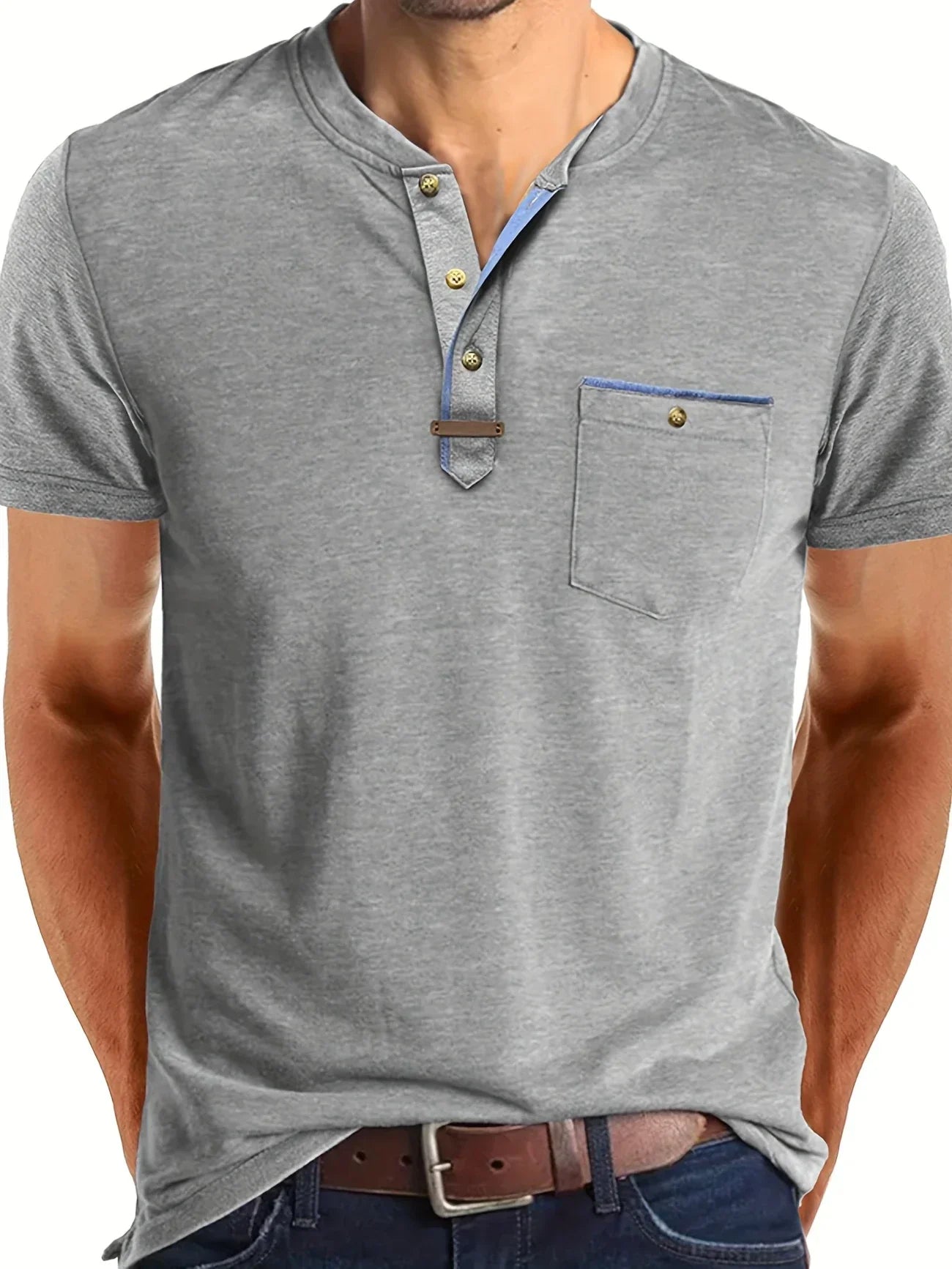Moore | Elegant Round Neck T-shirt with Pocket
