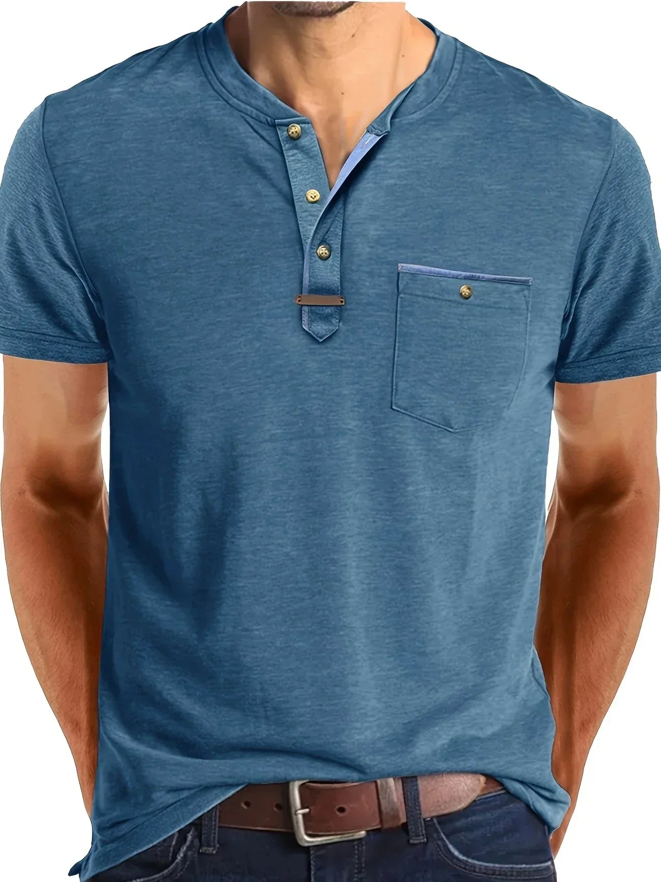 Moore | Elegant Round Neck T-shirt with Pocket